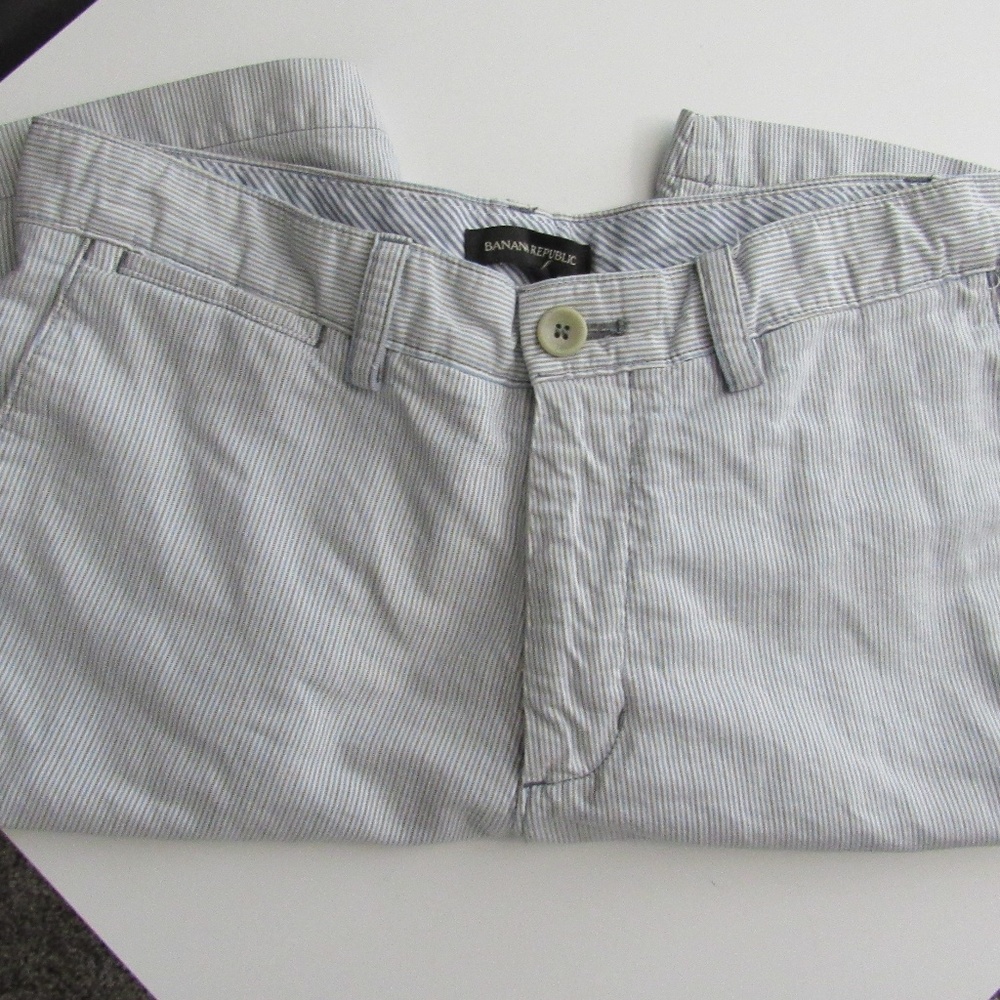 Banana Republic Man's Short Pants